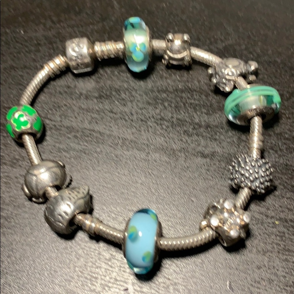 Pandora bracelet 7 inch long